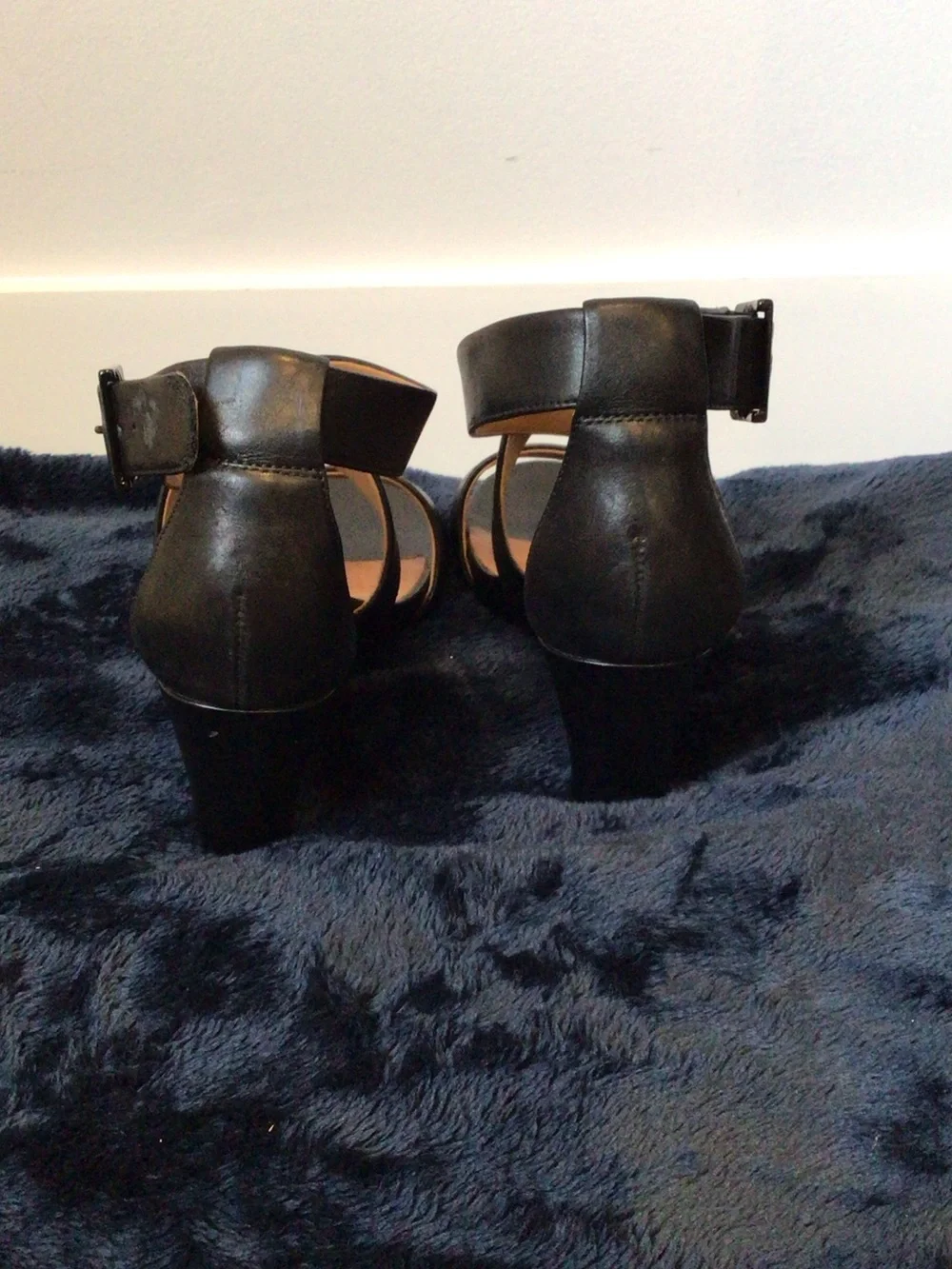 Clarks Black Leather Crisscross Buckle Sandals